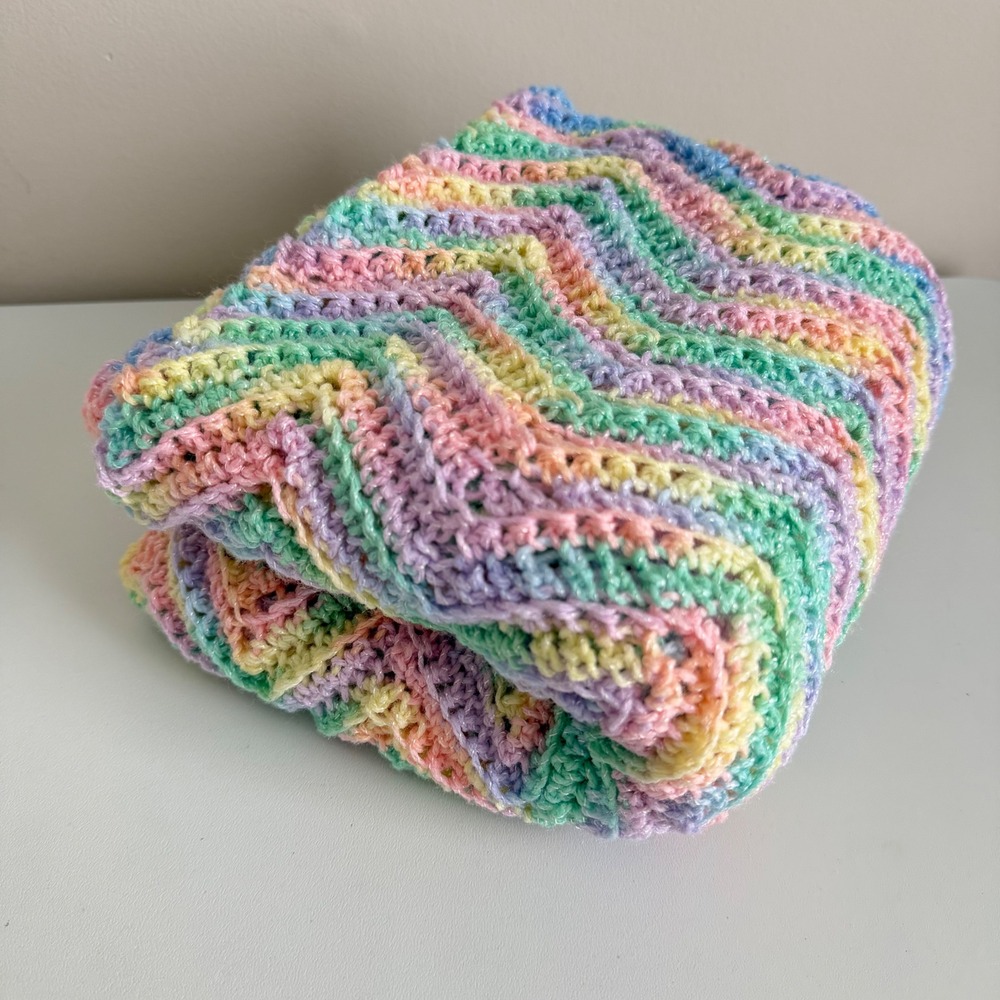 Handmade Crochet Baby Blanket Pastel Rainbow Chevron Ripple Zig Zag Cute Throw